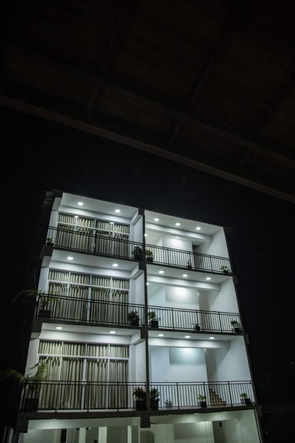 Hotel Heaven *